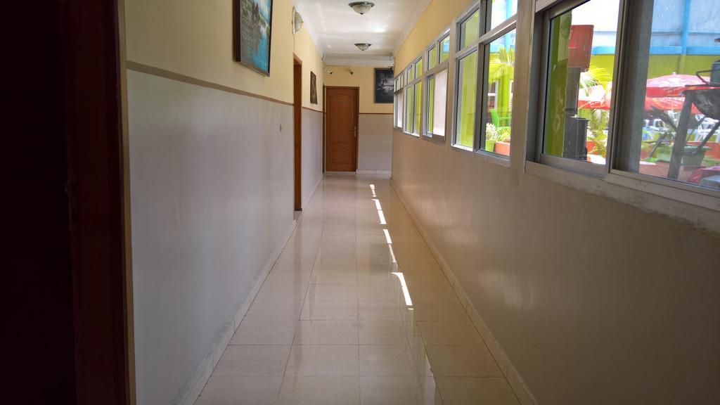 Hotel Pour Vous Kinshasa Luaran gambar